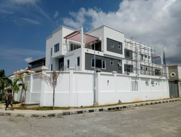 Twin Terrace Apartment Ogun Street Banana Island, Ikoyi